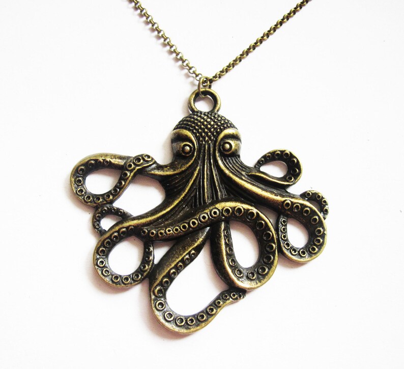 Silver octopus necklace Clearance