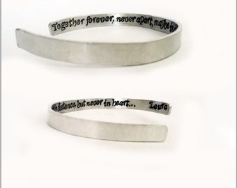 Bracelet de manchette personnalisé, Bracelet d’amitié, bracelet personnalisé, bracelet en argent, bracelet meilleur ami, cadeau meilleur ami, aluminium