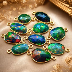 13-15 mm Äthiopische Opal-Doppelringverbinder, natürliche Feueropal-Verbinder mit 925er Silber-Gold-Polierung und flacher Rückseite (5 bis 10 Stück Option)