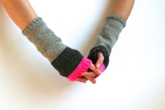 Unisex Magic Stripe Mittens For Little Hands Winter Warm Gloves by Handy Glove