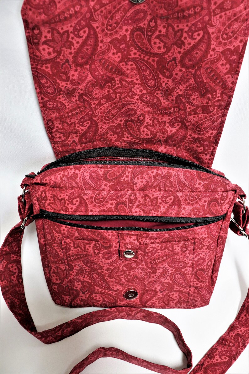 Small messenger Burgundy and mauve paisley print cotton