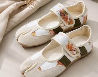 Sapatilhas Tabi Mary Jane florais para mulheres, sapatilhas de ballet com bico dividido, tira única, sola de TPU de perfil baixo, tamanho grande, calçado confortável para o dia a dia.