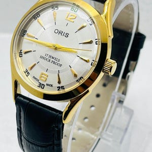 Vintage Mechanical Watch | White gold Dial, Gold Tone Case, 17 Jewels, Shock Proof.