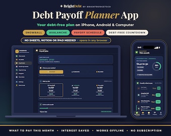 Peut inclure: Une application numérique de planification de remboursement de dettes affichée sur un écran d'ordinateur portable et un smartphone. L'interface présente des fonds bleu foncé avec du texte doré et blanc, incluant des étiquettes.