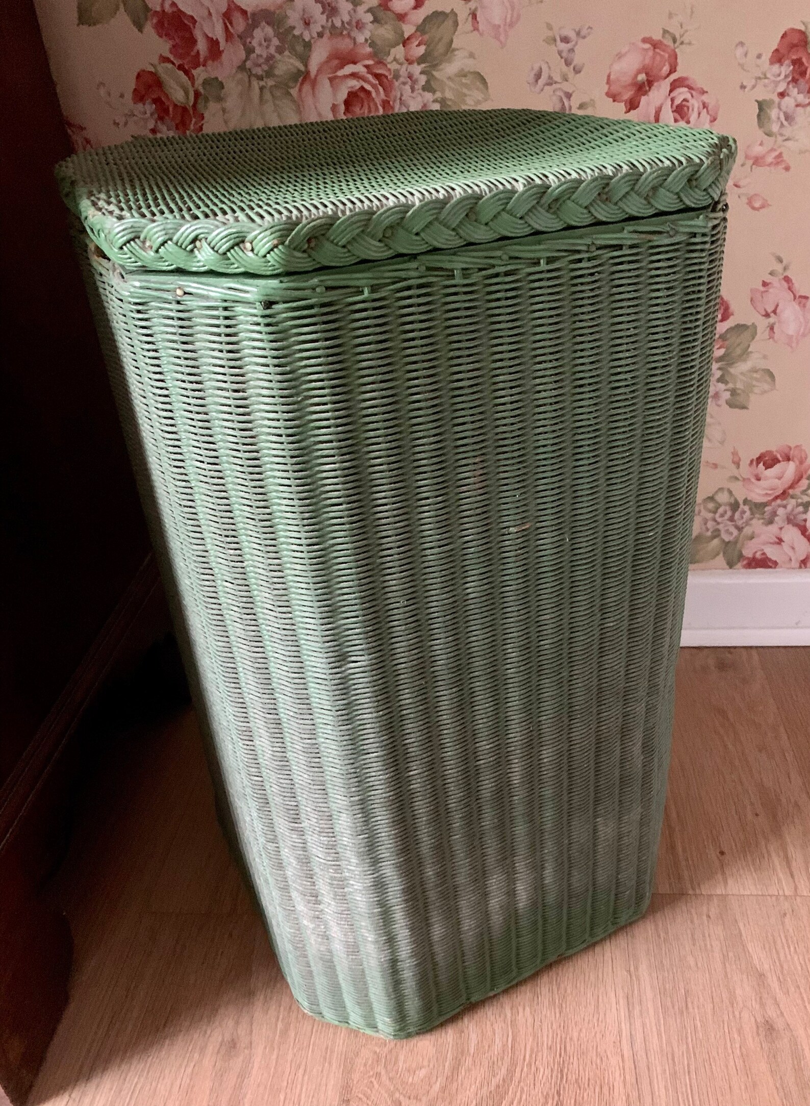 Vintage Green Lloyd Loom Laundry Basket Etsy