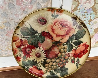 Vintage Floral Circular Tray