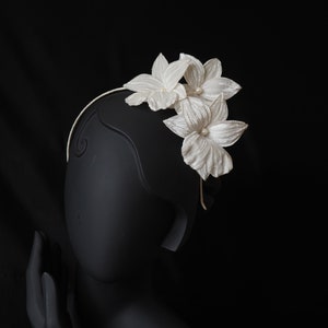 ready to ship VELVET ORCHID HEADPIECE, bridal floral headpiece, orchid bridal fascinator, ivory velvet and pearl orchid wedding headdress image 2