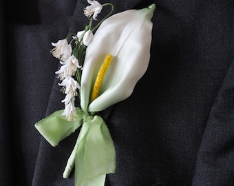 ready to ship white SILK CALLA LILY boutonniere, silk ribbon buttonhole, hand dyed silk calla lily grooms buttonhole, winter wedding