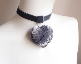 ready to ship grey velvet HEART SHAPED CHOKER, romantic gift, black lace velvet necklace, grey velvet heart choker