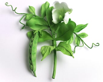 COTTON PEA BROOCH, hand dyed garden peas boutonniere, anniversary gift for her, green peas in a pod