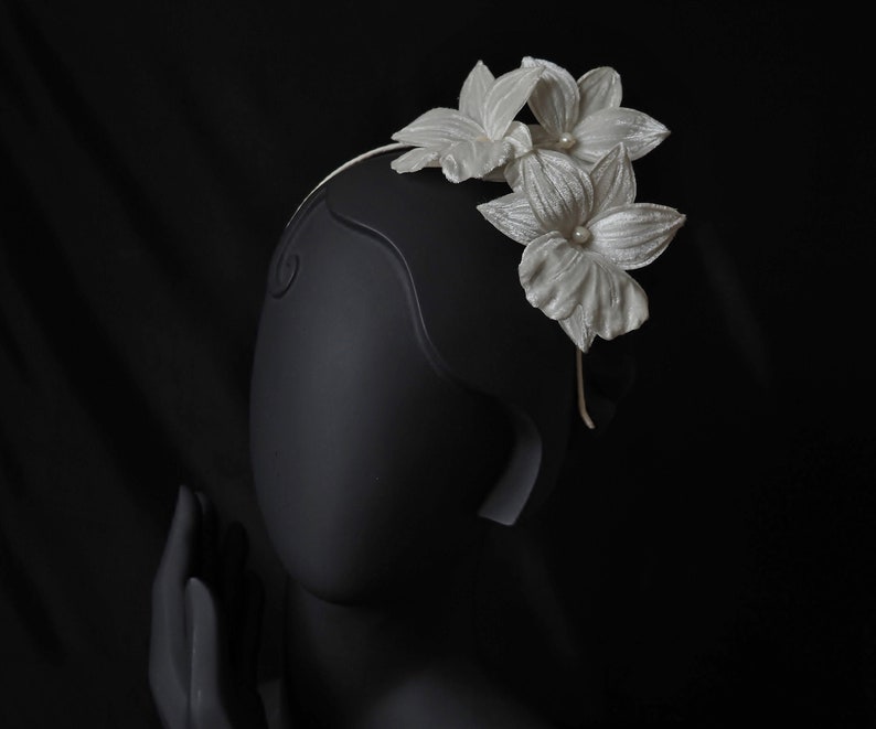 ready to ship VELVET ORCHID HEADPIECE, bridal floral headpiece, orchid bridal fascinator, ivory velvet and pearl orchid wedding headdress image 3