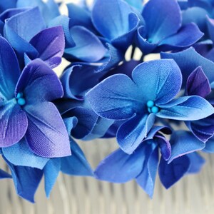 Bridal flower comb with blue silk hydrangea flowers, something blue, fabric flowers, blue hydrangeas, wedding flowers, floral comb image 3