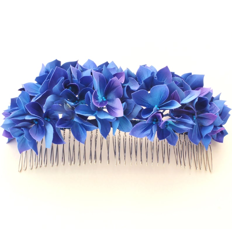 Bridal flower comb with blue silk hydrangea flowers, something blue, fabric flowers, blue hydrangeas, wedding flowers, floral comb image 2