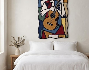 Tapiz de pared tejido a mano con retrato abstracto de guitarrista cubista y decoración de arte textil.