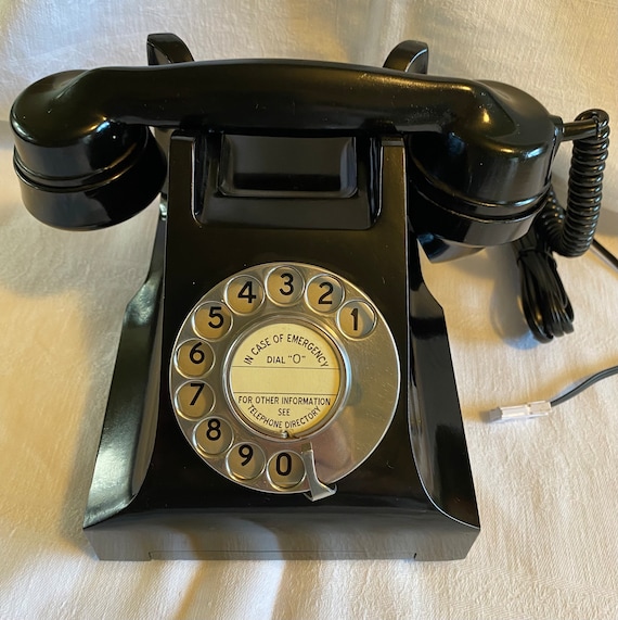 Vintage Bakelite Telephone Retro Antique Dial Telephone 