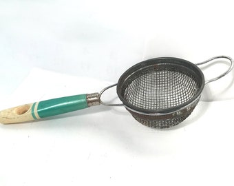 Vintage Kitchen Hand Sieve Wire Mesh Strainer - Manufactured by Androck (Canada) - Collectable Teal & Cream Retro Kitchenware Utensils Decor