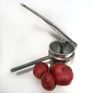 Vintage Potato Hand Press Vegetable Masher - Unbranded Cast Aluminum Press & Removable Cup -Kitchen Cookware Utensil Manual Processor Gadjet
