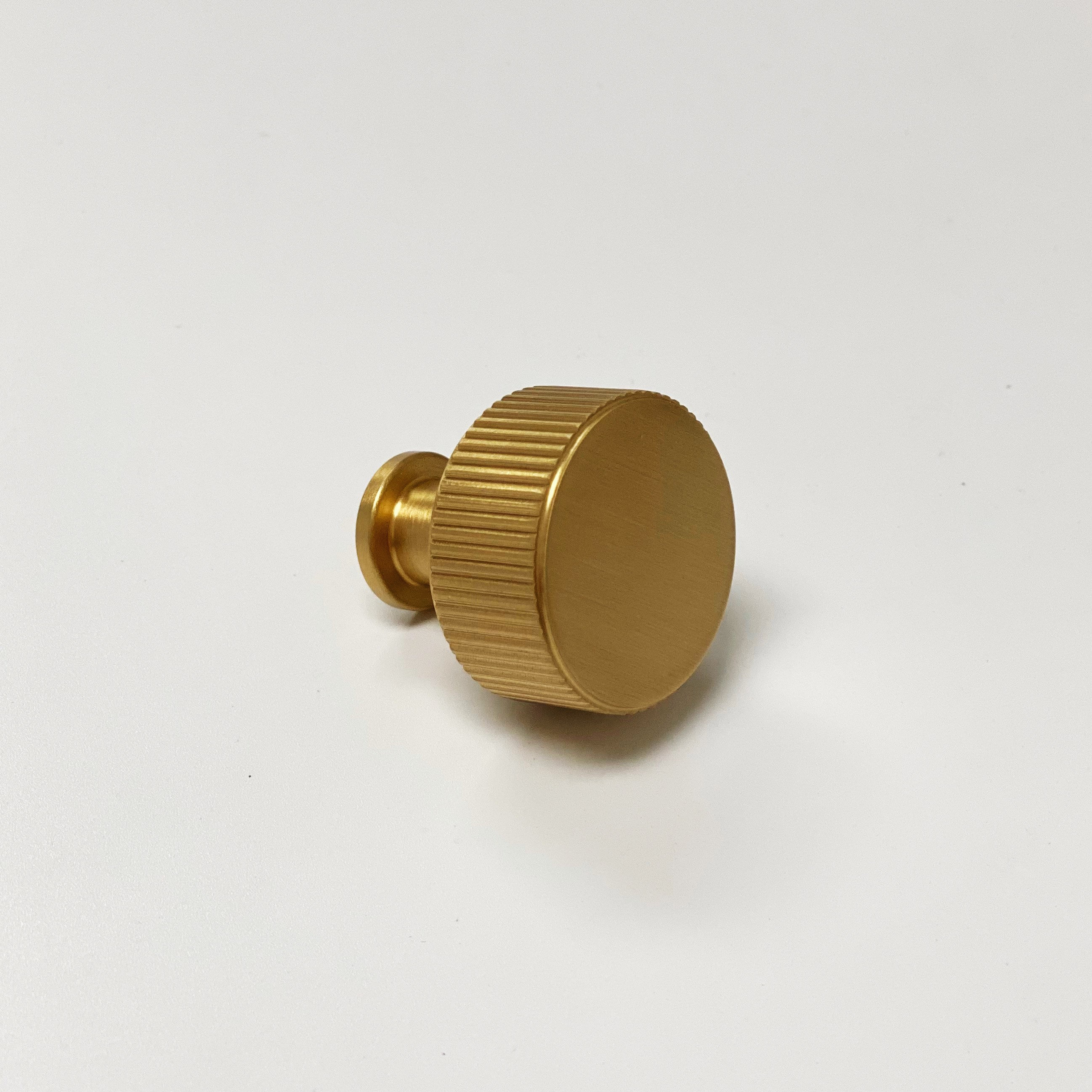 Brass Solid Texture Knurled Drawer Pulls and Knobs in Satin Brass – Forge  Hardware Studio