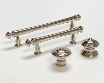 Poignées de tiroir et boutons d'armoire « Emmeline » nickel poli - Quincaillerie pour armoires de cuisine