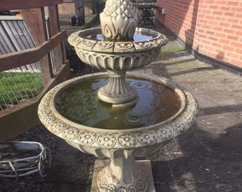 Fuente de jardín clásica de dos niveles, decoración de patio de piedra europea, elemento decorativo de cascada para el jardín trasero.