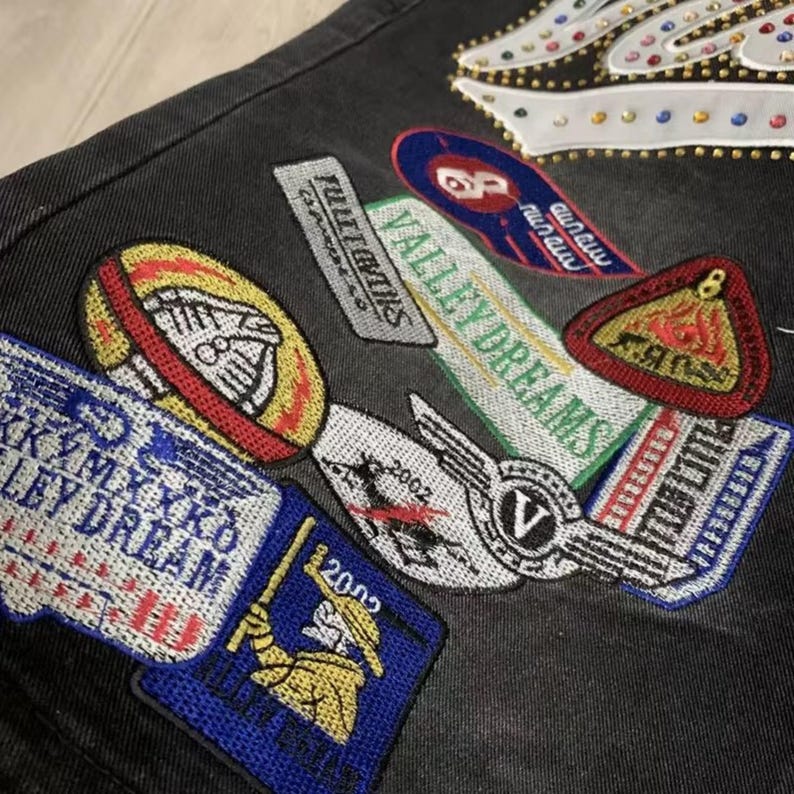 Pantalones cortos vaqueros negros con parches · Vaqueros holgados estilo Y2K · Estilo streetwear con estampado · Parte inferior estilo skater hip hop imagen 4