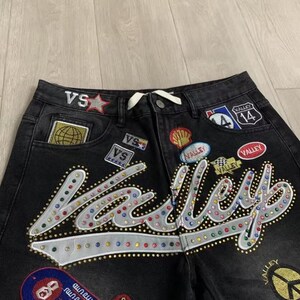 Pantalones cortos vaqueros negros con parches · Vaqueros holgados estilo Y2K · Estilo streetwear con estampado · Parte inferior estilo skater hip hop imagen 2