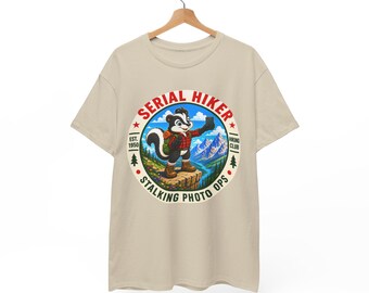 Serial Hiker Skunk-foto op T-shirt
