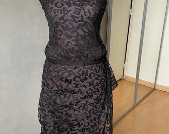 Conjunto vintage de top y falda de Chanel – Encaje con logo CC monograma – Talla 38 – Colección 1998