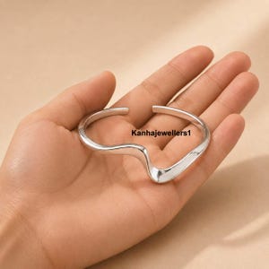 Bracciale rigido a onda in argento sterling massiccio, fatto a mano, gioiello da polso in argento, bracciale aperto