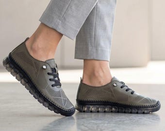 Ręcznie szyte, oryginalne skórzane trampki | Oddychające, oliwkowo-zielone buty do chodzenia ze skóry cielęcej