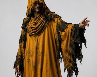 Hastur Hooded Cloak King i gulinspirerad rituell mantel, trasig präst Cosplay-kostym