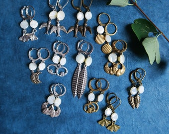 petites boucles d'oreilles aux boutons de nacre