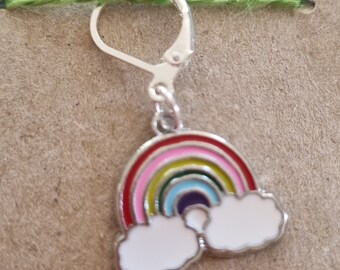 Rainbow Cloud Stitch Marker, Rainbow Cloud Progress Keeper, regalo de punto, regalo de ganchillo, joyería de punto