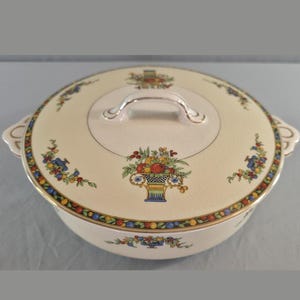 English China Covered Vegetable Bowl - Etsy Norway