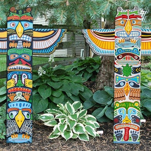 YARD ART Totem Pole Funky Yard Art Panels