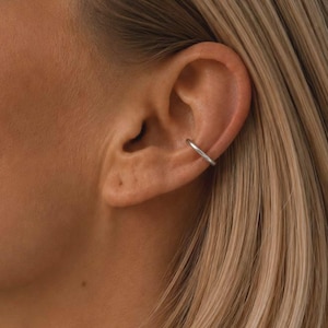 Sterling Silver Ear Cuff, Minimalist No Piercing Cartilage Wrap, Everyday Jewelry, Dainty Ear Wrap, Helix Cuff, Everyday Jewelry Gift , E020