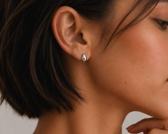 925 Sterling Zilveren Druppelvormige Oorstekers, Kleine Zilveren Oorstekers, Minimalistische Oorbellen voor Elke Dag, Druppelvormige Oorbellen, Cadeau voor Haar, E011