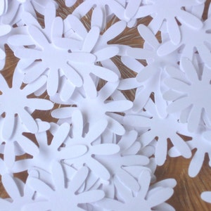 Table Scatter Confetti 150 die cut Card stock  Flowers in clean, crisp white, 2 inches.