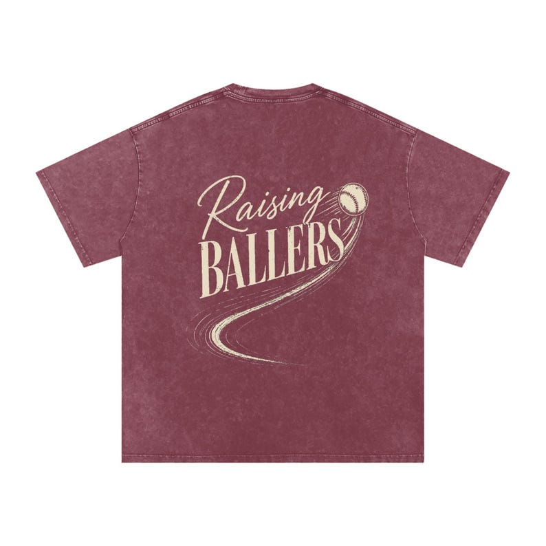 Vintage Raising Ballers Softball Mom Shirt afbeelding 8