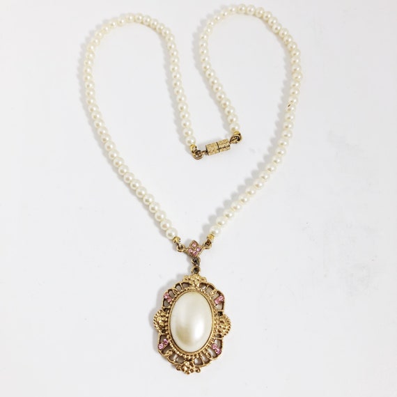 Pearl And Pink Rhinestone Jewelry Set, Pierced Ea… - image 2