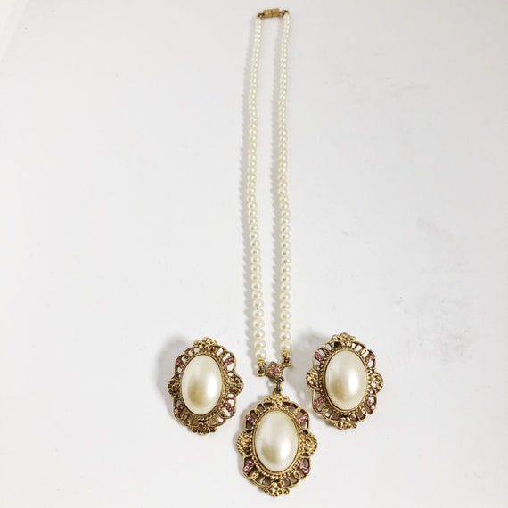Pearl And Pink Rhinestone Jewelry Set, Pierced Ea… - image 4