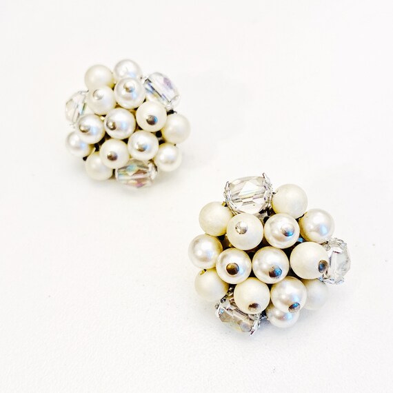 Winter White Cluster Clip On Earrings, Vintage Ea… - image 1