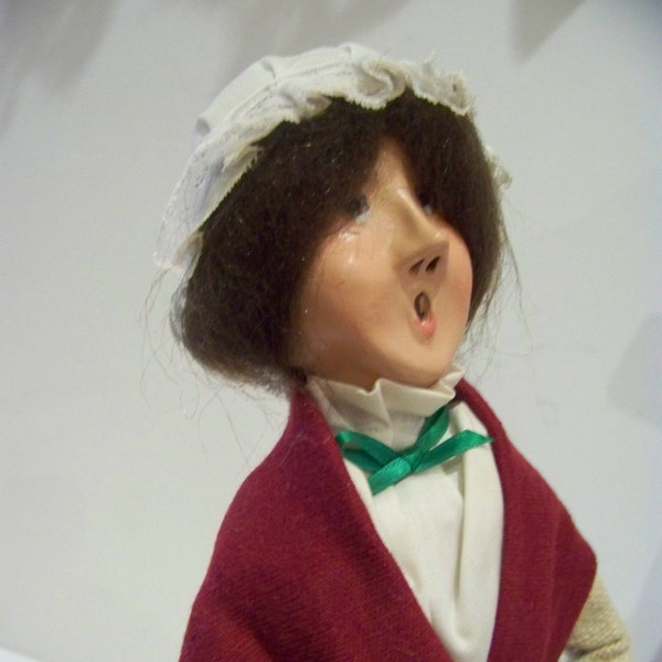 Mrs Crachit holding plum pudding Byer Choice christmas carol figure