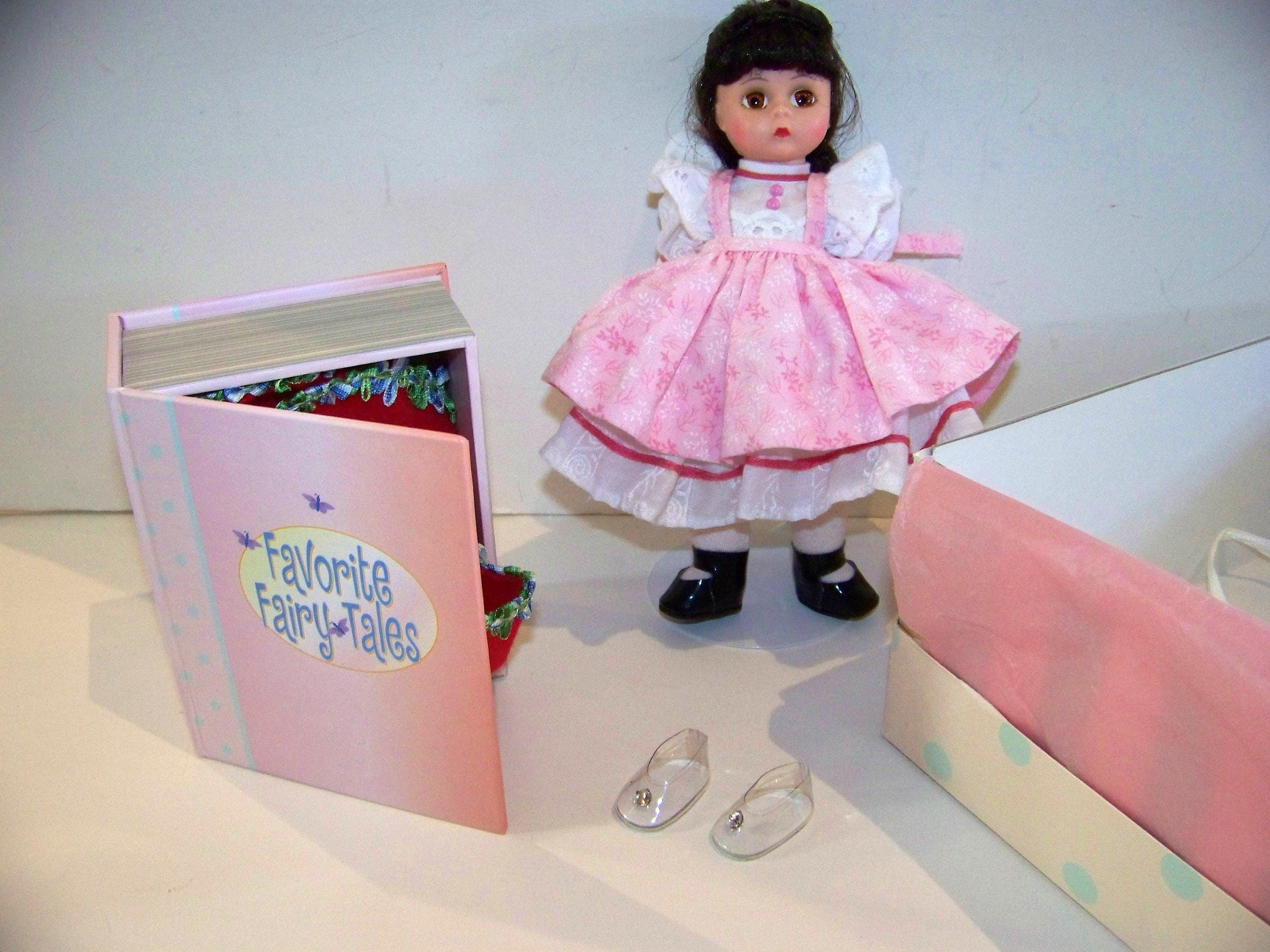 Wendy Favorite Fairy Tales Madame Alexander 8 in Doll Set MIB 