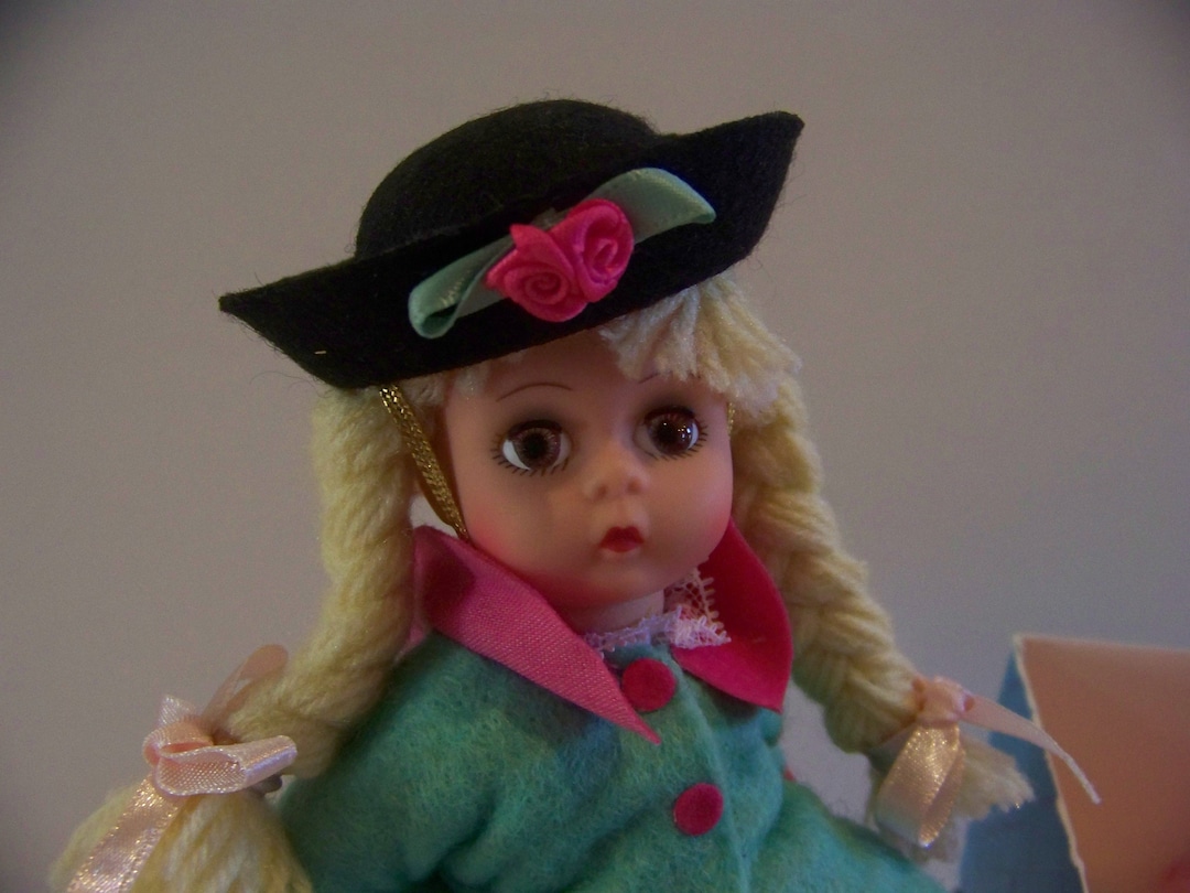 Susie Q Madame Alexander in Doll MIB