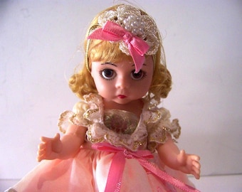 LOVE CU Gathering Madame Alexander 8 in doll in blonde or red haired