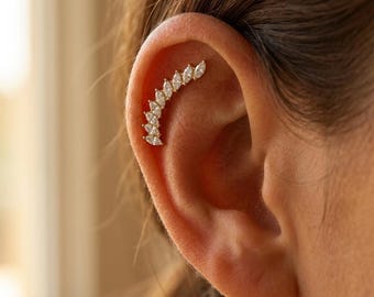 Clou incurvé marquise grimpeur, labret à dos plat CZ Ear Crawler, grimpeur de cartilage hélicoïdal sur implant en titane, or ou argent, cadeau pour elle