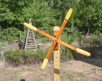 Spinning Squirrel Feeder
