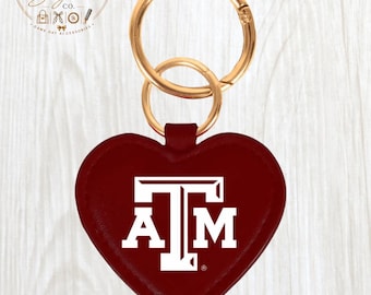 Pingente de bolsa em formato de coração, nas cores bordô e branco, perfeito para faculdades / Chaveiro em couro vegano com o espírito do Texas para o dia do jogo / Moda para a temporada de futebol americano