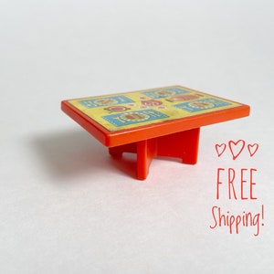 Fisher Price Little People Red Table, Hot Dog Litho voor #984 Camper of #985 Houseboat, fplp, Fisher Price Toys